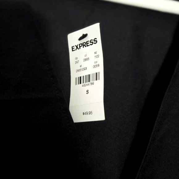 Top - Picture 2 of 2